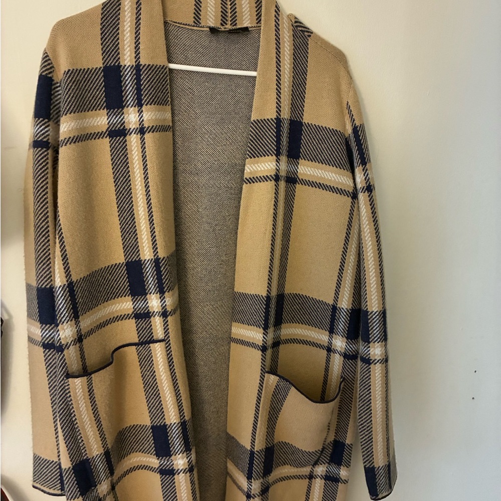 Ann Taylor Tan and Navy Knit Cardigan